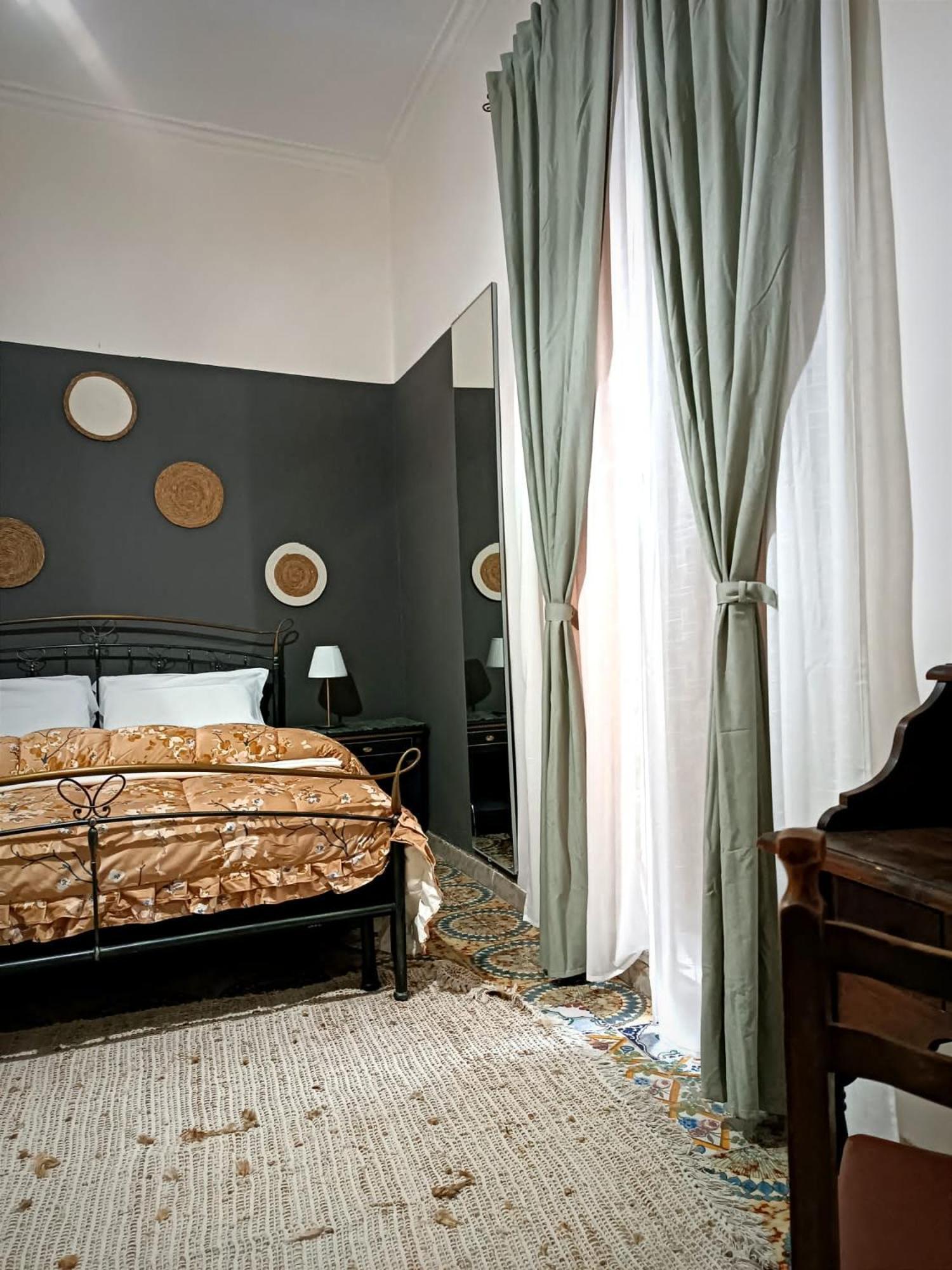 Boric Home -Centro Storico - Naples Extérieur photo